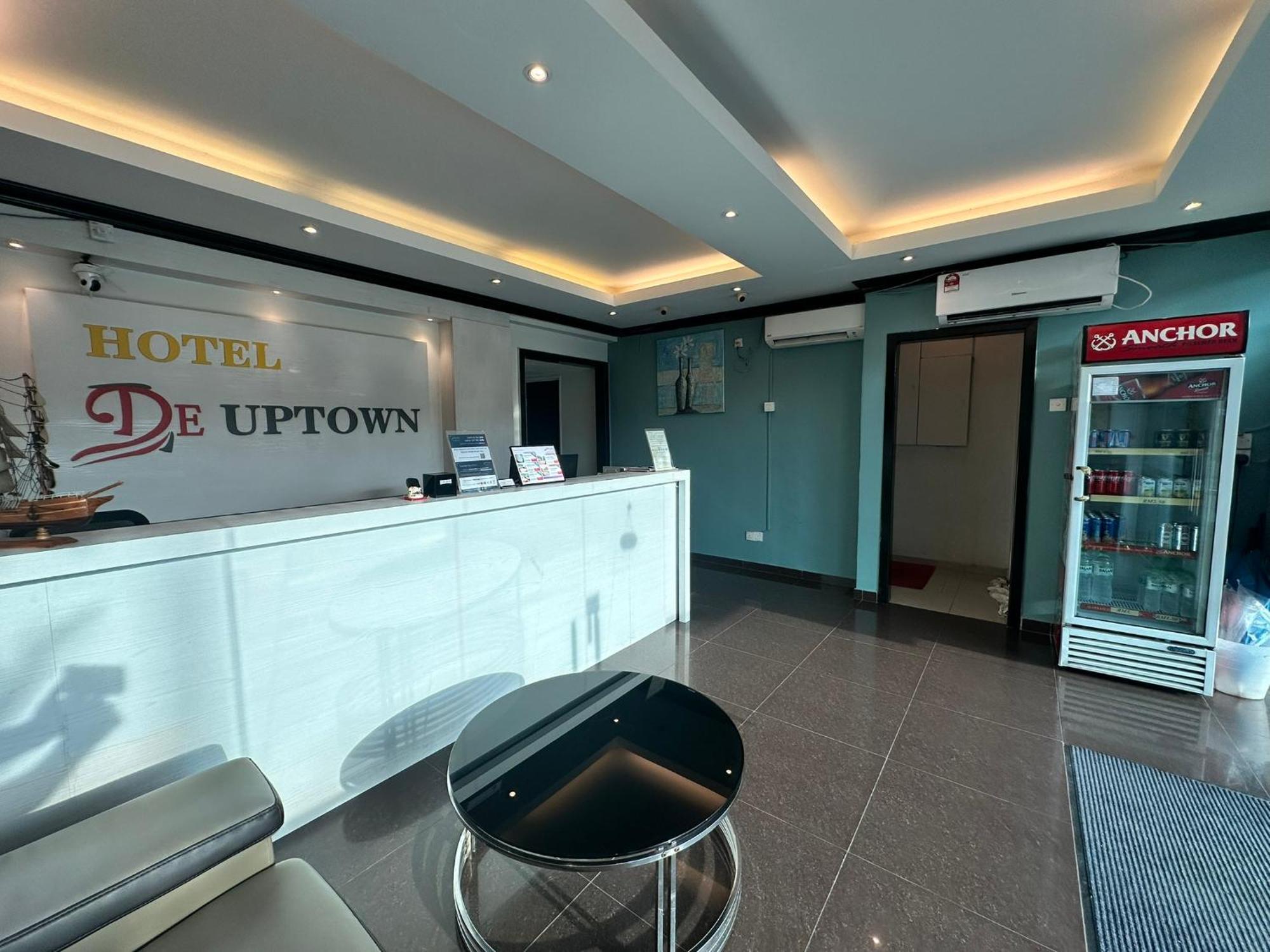 De Uptown Hotel @ Damansara Uptown Petaling Jaya Exterior photo